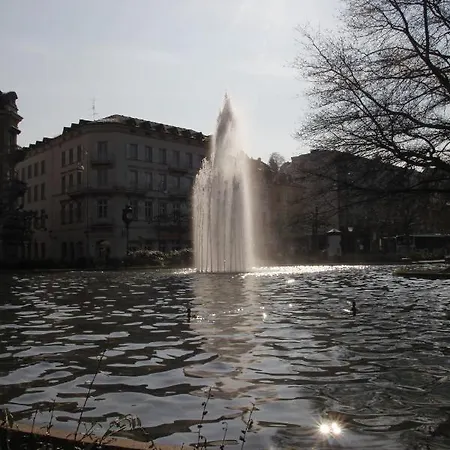 Angela 巴登-巴登